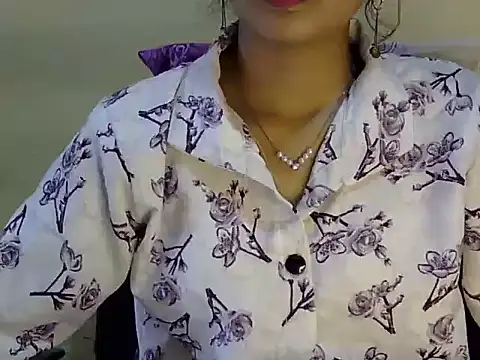 Snapshot of Shab_M chatting on 15, 7, 2026 Shab M online show from 15, 7, 2026