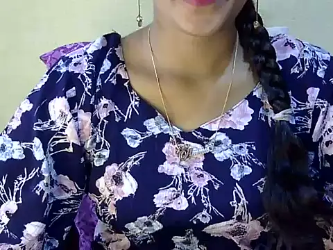 Snapshot of Shab_M chatting on 19, 7, 2026 Shab M online show from 19, 7, 2026