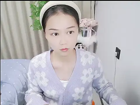 Snapshot of mili923 chatting on 13, 2, 2026 mili923 online show from 13, 2, 2026