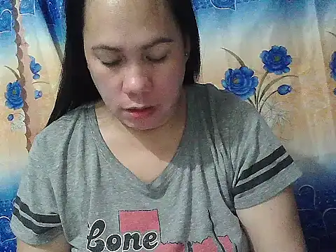 Snapshot of sweet_candy52 chatting on 9, 3, 2026 sweet candy52 online show from 9, 3, 2026