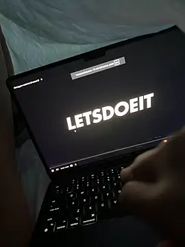 aurelius6975 online show from 10, 2, 2026