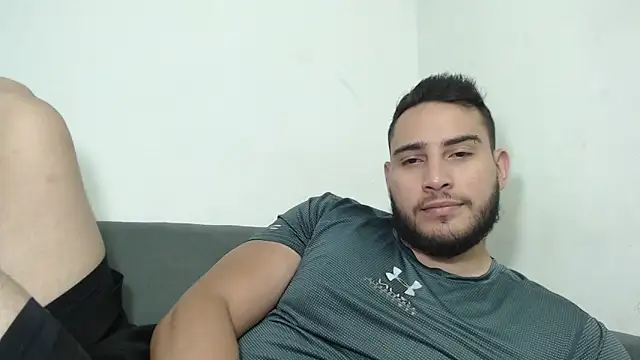 Snapshot of Seank_Noszka chatting on 26, 4, 2026 Seank Noszka online show from 26, 4, 2026