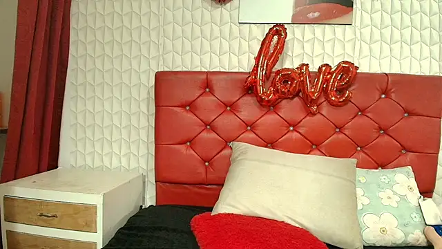 Elizabetth Roman online show from 10, 3, 2026