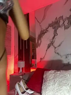 BellaHarpeer online show from 21, 4, 2026