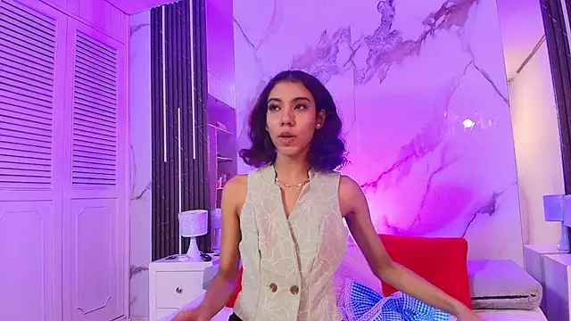 Snapshot of BellaHarpeer chatting on 19, 5, 2026 BellaHarpeer online show from 19, 5, 2026