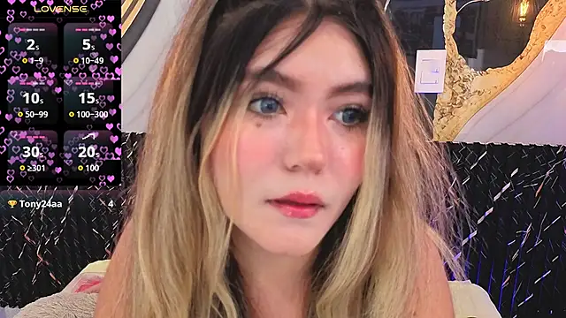 Snapshot of VioletaSweett1 chatting on 3, 8, 2026 VioletaSweett1 online show from 3, 8, 2026