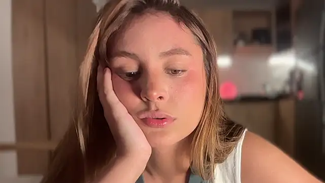 miaferrer777 online show from 8, 4, 2026