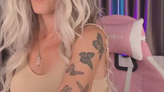 betty xoxoo online show from 13, 5, 2026