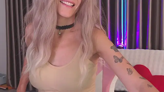 betty xoxoo online show from 30, 4, 2026