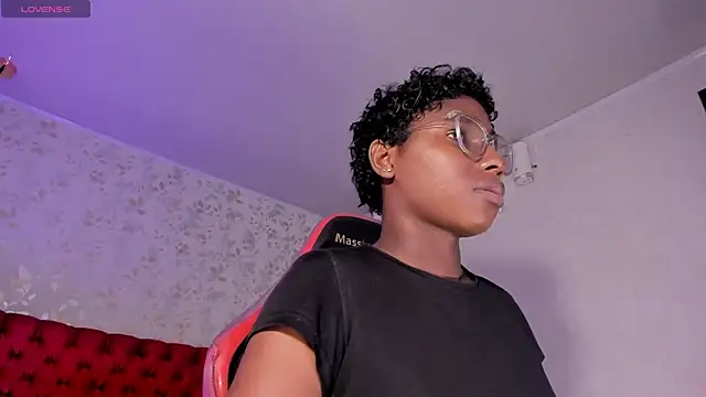 Snapshot of teylor_lovee chatting on 12, 6, 2026 teylor lovee online show from 12, 6, 2026