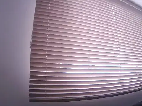 Fernanda andrew online show from 4, 3, 2026