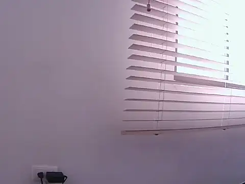 Fernanda andrew online show from 13, 3, 2026