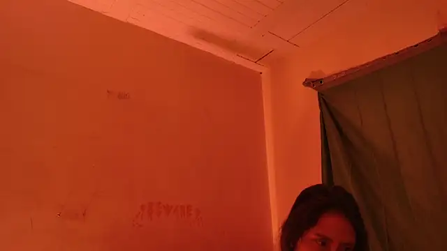 MoonLipsON- online show from 14, 4, 2026