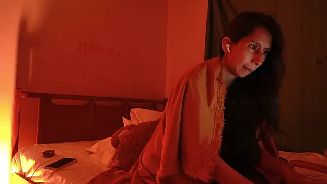 MoonLipsON- online show from 19, 3, 2026