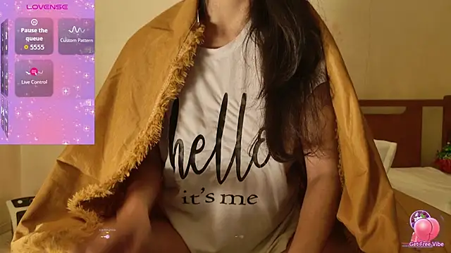 MoonLipsON- online show from 7, 1, 2026