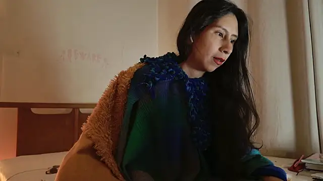 Snapshot of MoonLipsON- chatting on 21, 7, 2026 MoonLipsON- online show from 21, 7, 2026