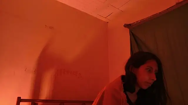 Snapshot of MoonLipsON- chatting on 2, 5, 2026 MoonLipsON- online show from 2, 5, 2026