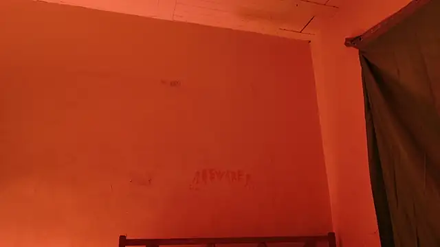Snapshot of MoonLipsON- chatting on 17, 5, 2026 MoonLipsON- online show from 17, 5, 2026