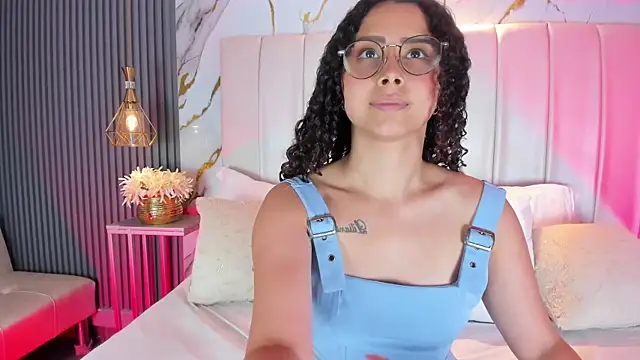 MarelynSummer online show from 5, 2, 2026