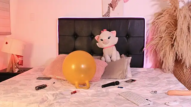 AllyBloom online show from 16, 12, 2025