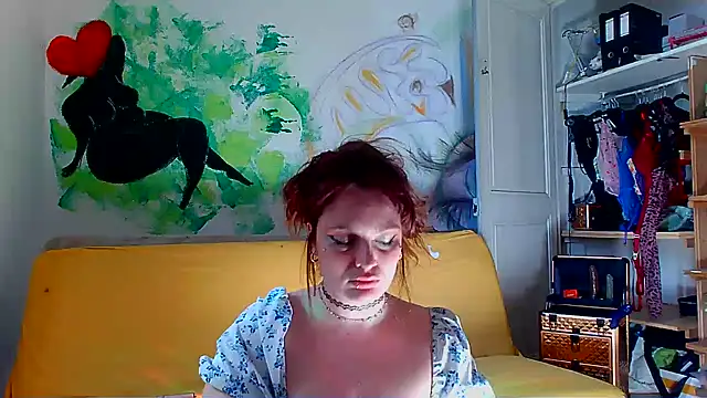 Snapshot of atowiloxx chatting on 10, 6, 2026 atowiloxx online show from 10, 6, 2026