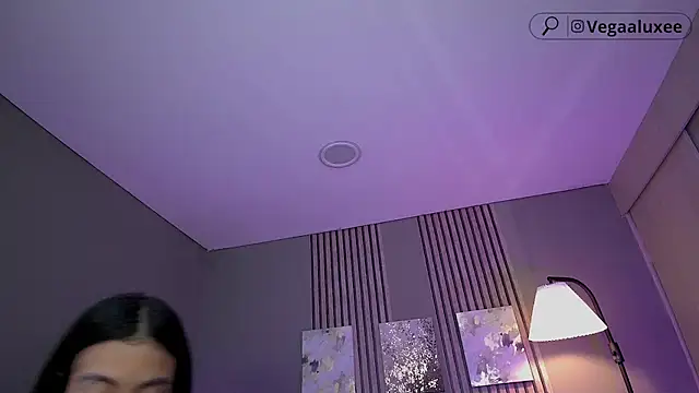 VegaLuxe online show from 20, 4, 2026