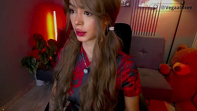 Snapshot of VegaLuxe chatting on 23, 4, 2026 VegaLuxe online show from 23, 4, 2026