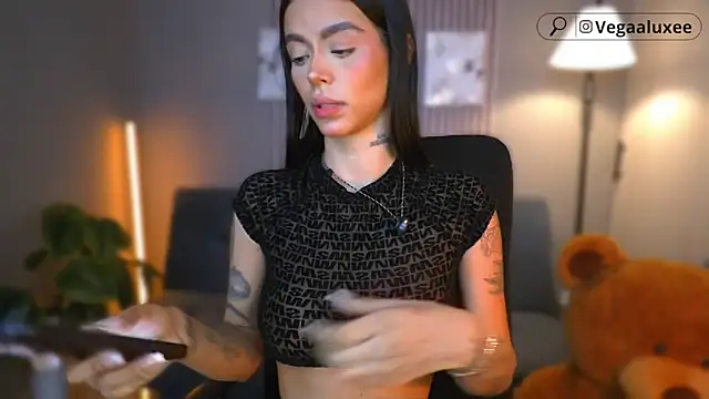 Snapshot of VegaLuxe chatting on 29, 5, 2026 VegaLuxe online show from 29, 5, 2026