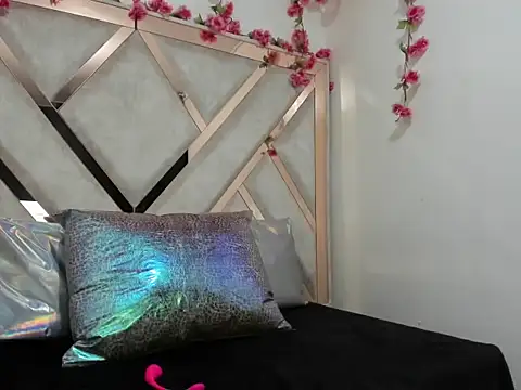 Samantha Ortiz69 online show from 22, 12, 2025