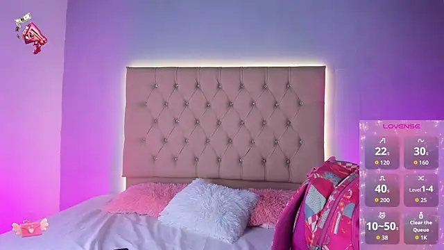 EmmaLawrence  online show from 9, 2, 2026