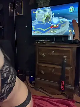 xoxosluttygirl online show from 21, 12, 2025