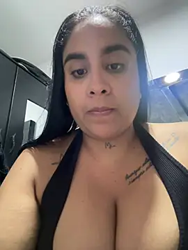 Snapshot of YenthCorona chatting on 24, 7, 2026 YenthCorona online show from 24, 7, 2026