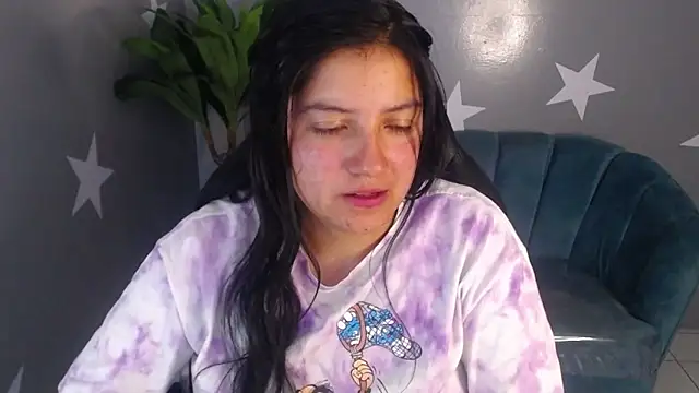 Snapshot of eva_smit_t chatting on 4, 12, 2025 eva smit t online show from 4, 12, 2025