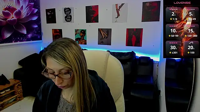 Scarlett 079 online show from 9, 2, 2026