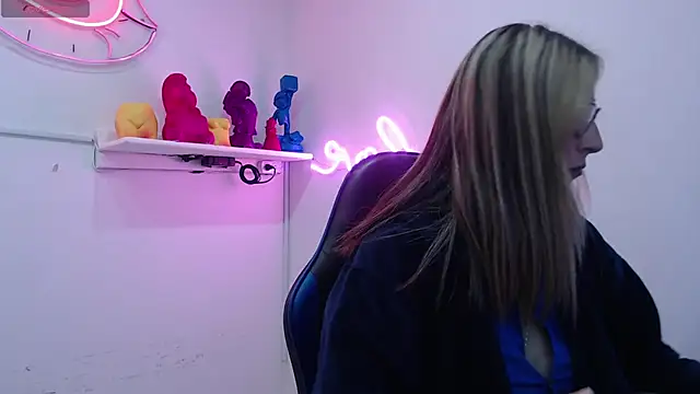 Scarlett 079 online show from 11, 1, 2026