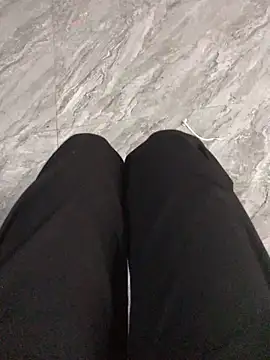 Anh love online show from 5, 12, 2025