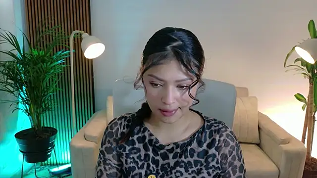 victoria   moon online show from 6, 1, 2026