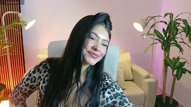 victoria   moon online show from 5, 2, 2026