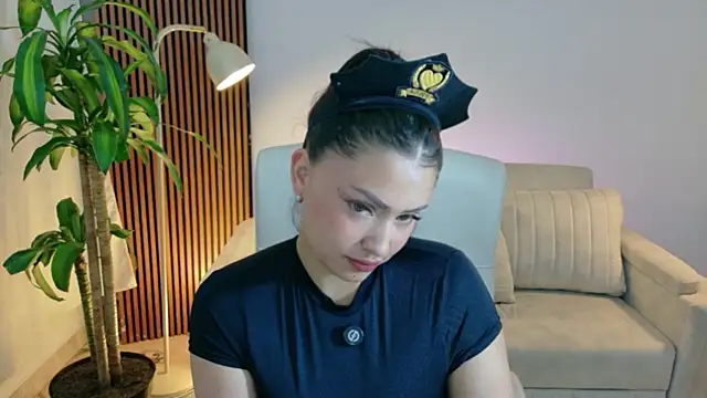 victoria   moon online show from 29, 4, 2026