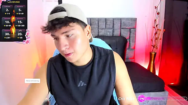 Snapshot of tayler_lc chatting on 4, 12, 2025 tayler lc online show from 4, 12, 2025