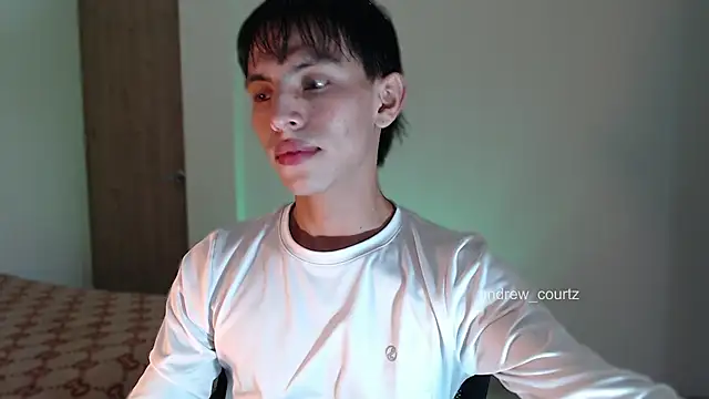 andrew courtzz online show from 25, 3, 2026