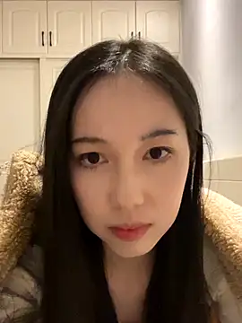 Snapshot of DD-52 chatting on 4, 12, 2025 DD-52 online show from 4, 12, 2025