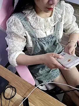  MyNa  online show from 1, 2, 2026