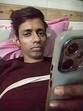 bottomnoida online show from 5, 12, 2025