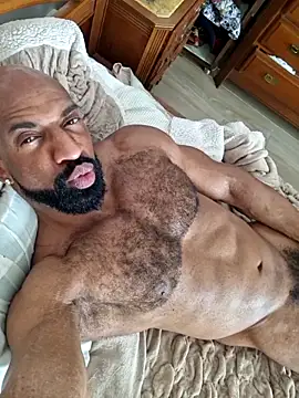 Snapshot of baddblake43 chatting on 17, 5, 2026 baddblake43 online show from 17, 5, 2026