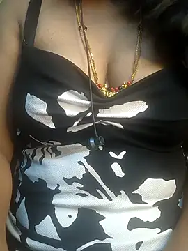Preeti345 online show from 28, 4, 2026