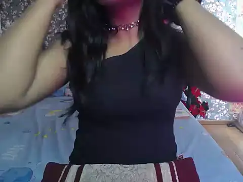 Lola Bebe online show from 6, 5, 2026
