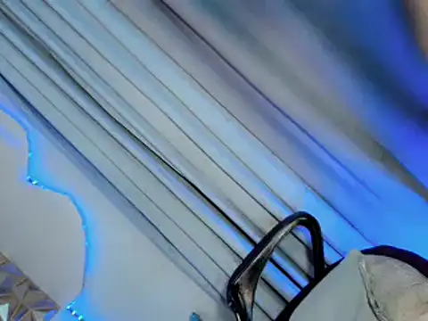 yourbomb shellxx online show from 13, 2, 2026