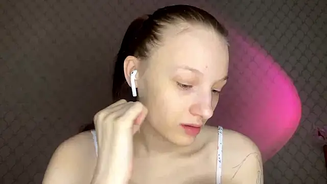 Cleonoth2o online show from 1, 2, 2026