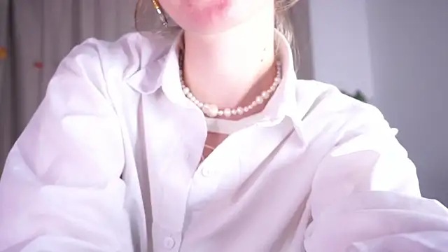 ShinyCharm online show from 4, 12, 2025